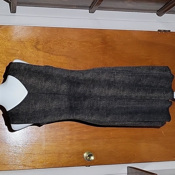 T & Company NWOT Snake Skin Design   Dress Sleeveless Womens Size 10 Petit - Picture 3 of 6